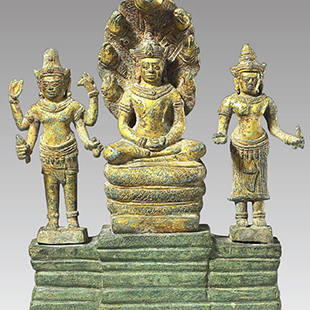 Triad of Vairocana, Four-armed Lokeśvara, and Prajñāpāramitā　