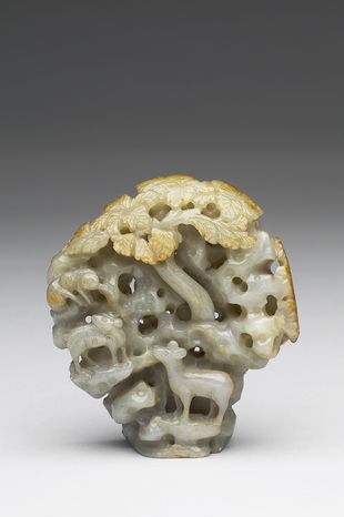 Jade ornament decorated with "Autumn mountains" motif and depiction of a lady burning incense