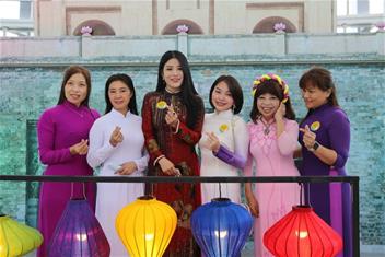 Photo: 越南新住民朋友參與故宮南院亞洲藝術節活動