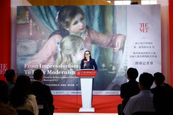 Photo: 美國大都會博物館 展覽暨國際倡議副總監Quincy Houghton 致詞