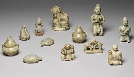 青釉人物、動物、小罐等
