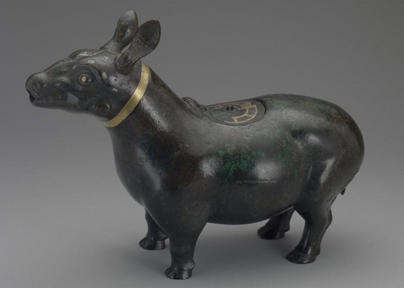 Animal Shaped Zun vessel