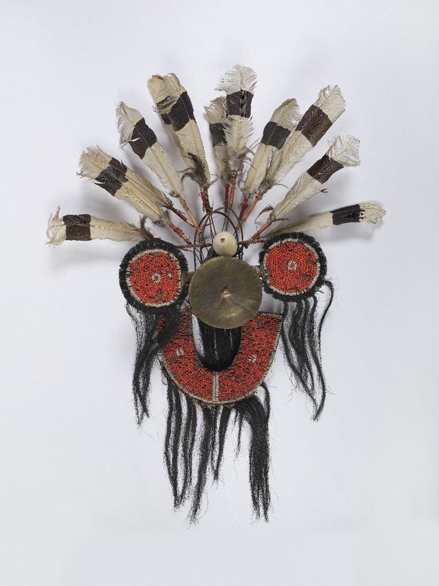 Headdress and neck ornament (lahupa or ya-khat)