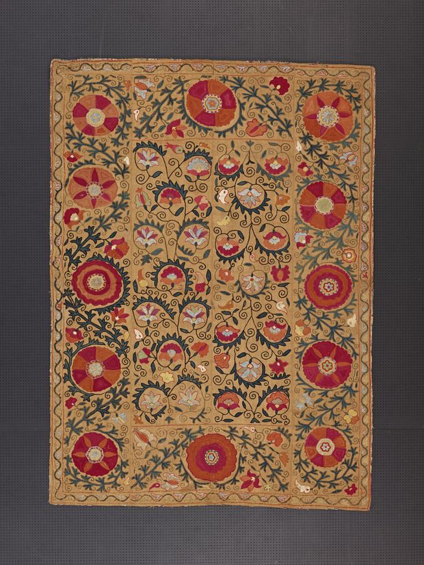 Embroidered hanging (suzani)