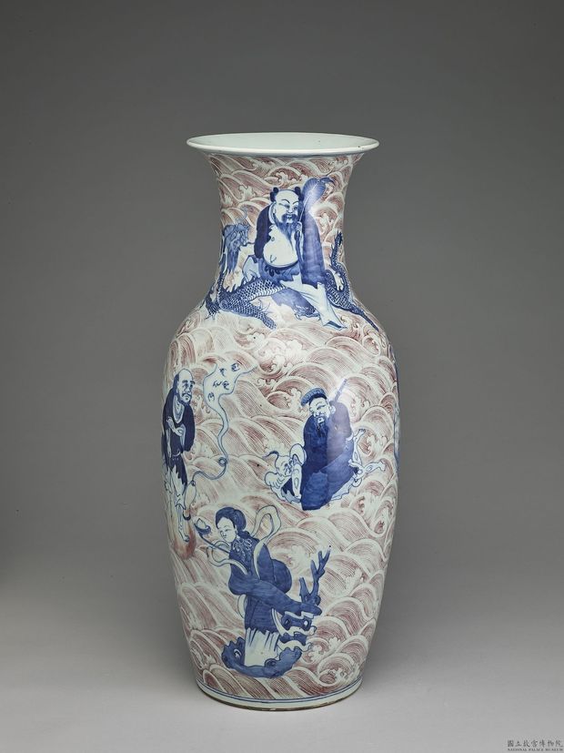 Vase with the eight immotals crossing the sea decoration in uncerglaze blue and red